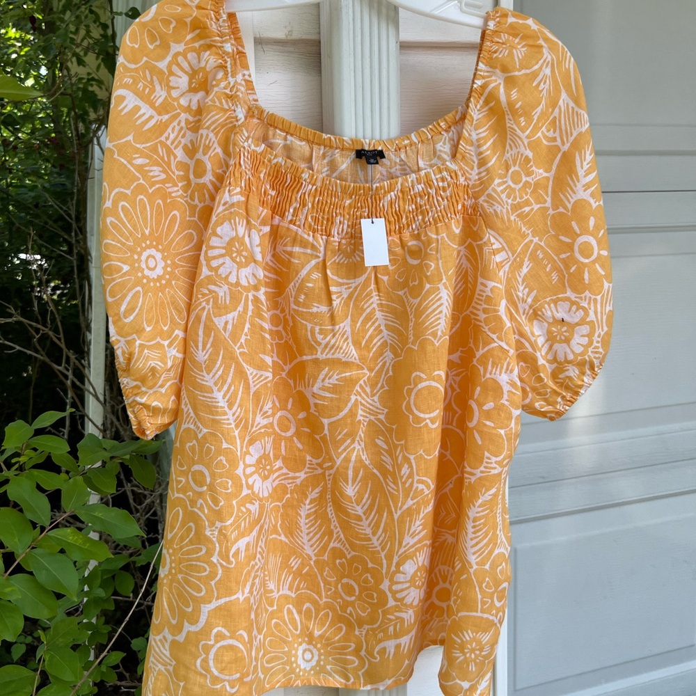 NWT Talbots Pretty White Yellow Floral Square Neck Fun Sleeve Linen Blouse